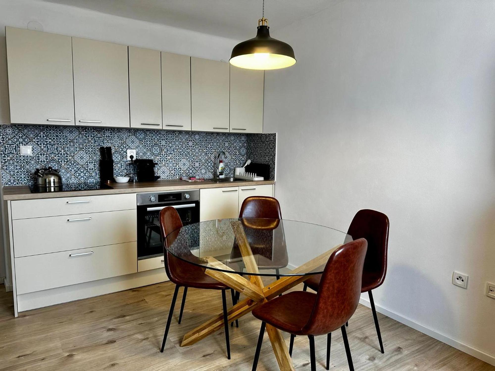 Apartmany Berlin - Рокитнице над Ийзероу Екстериор снимка