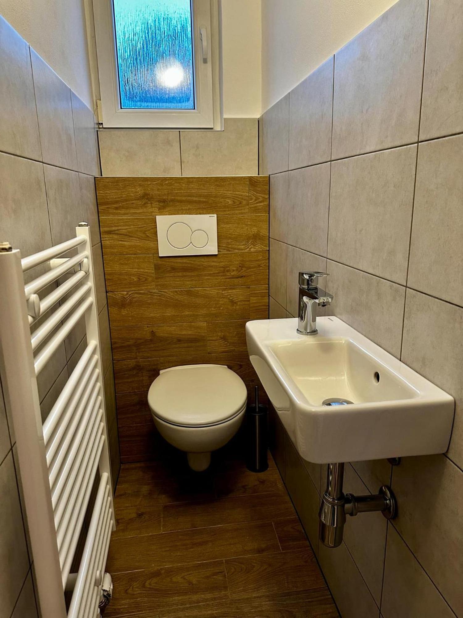 Apartmany Berlin - Рокитнице над Ийзероу Екстериор снимка