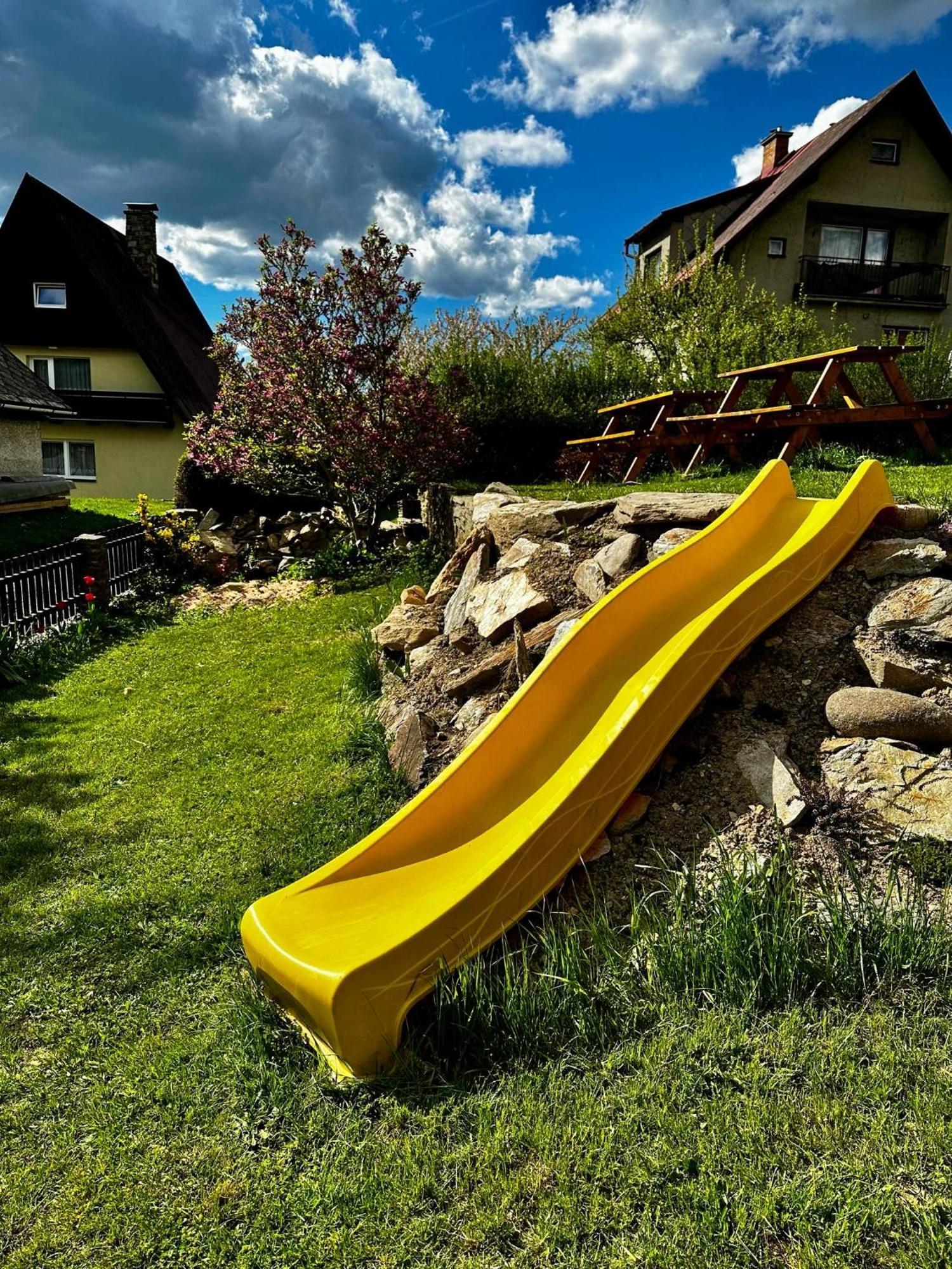 Apartmany Berlin - Рокитнице над Ийзероу Екстериор снимка